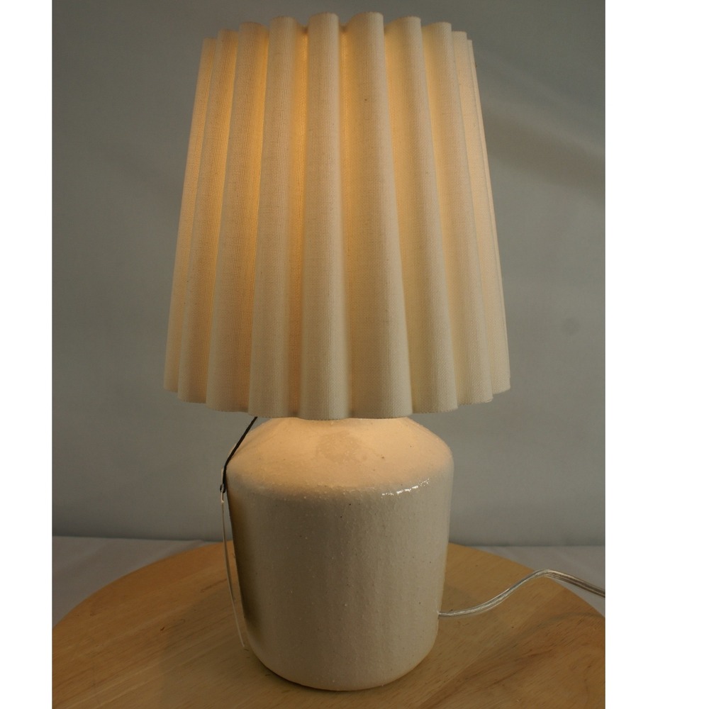 Hearth & Hand with Magnolia Ceramic Table Lamp Pleated Shade Cream 13in NEW - Picture 4 of 6